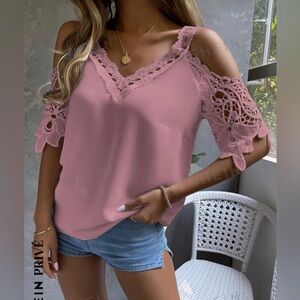 Women’s Small Dusty Pink Cold Shoulder Blouse